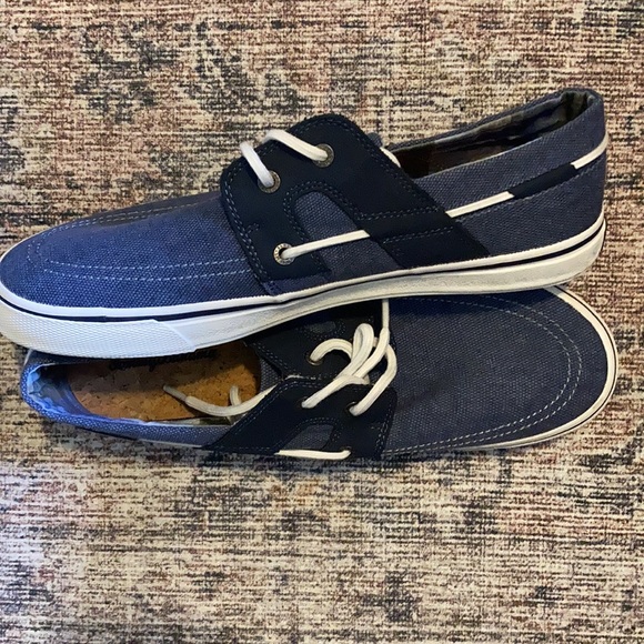 Tommy Bahama Boat Shoes - Picture 3 of 3